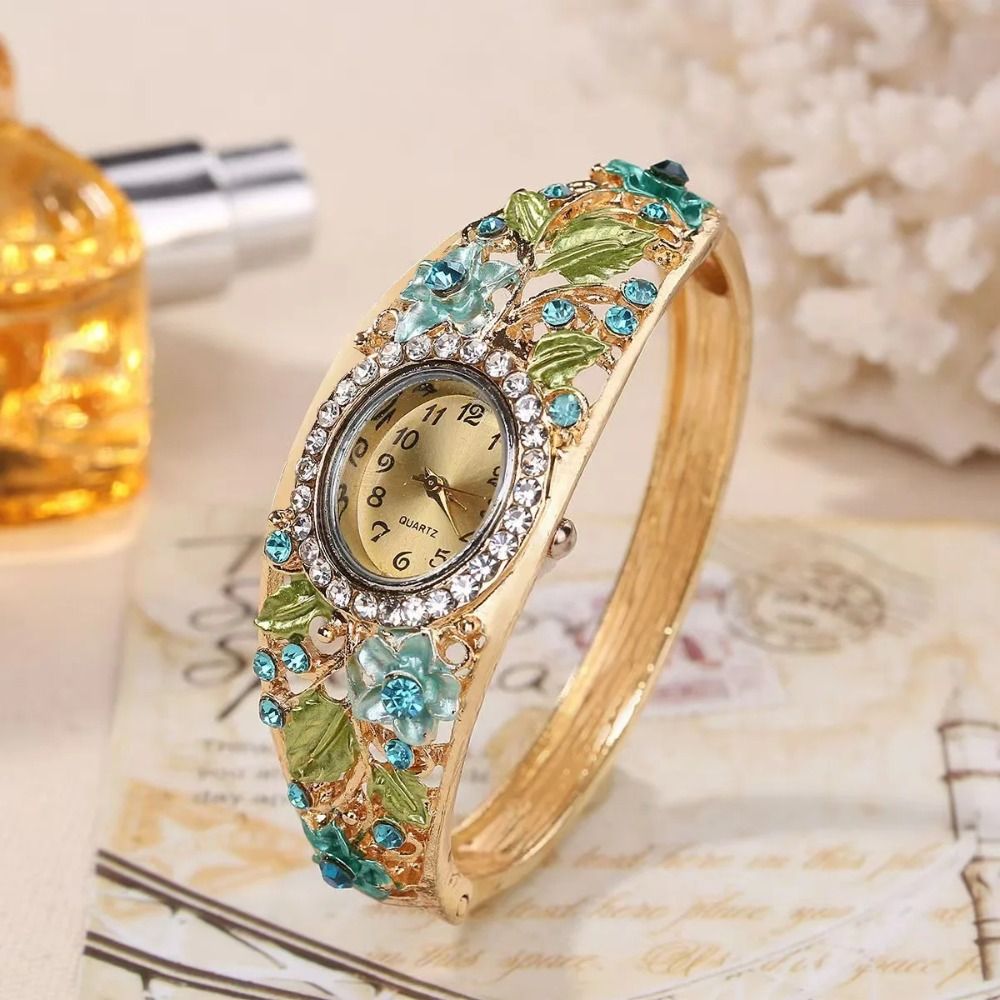 Rich In Flowers Vintage Watch  – обзор и цена Vintage Fashion Week