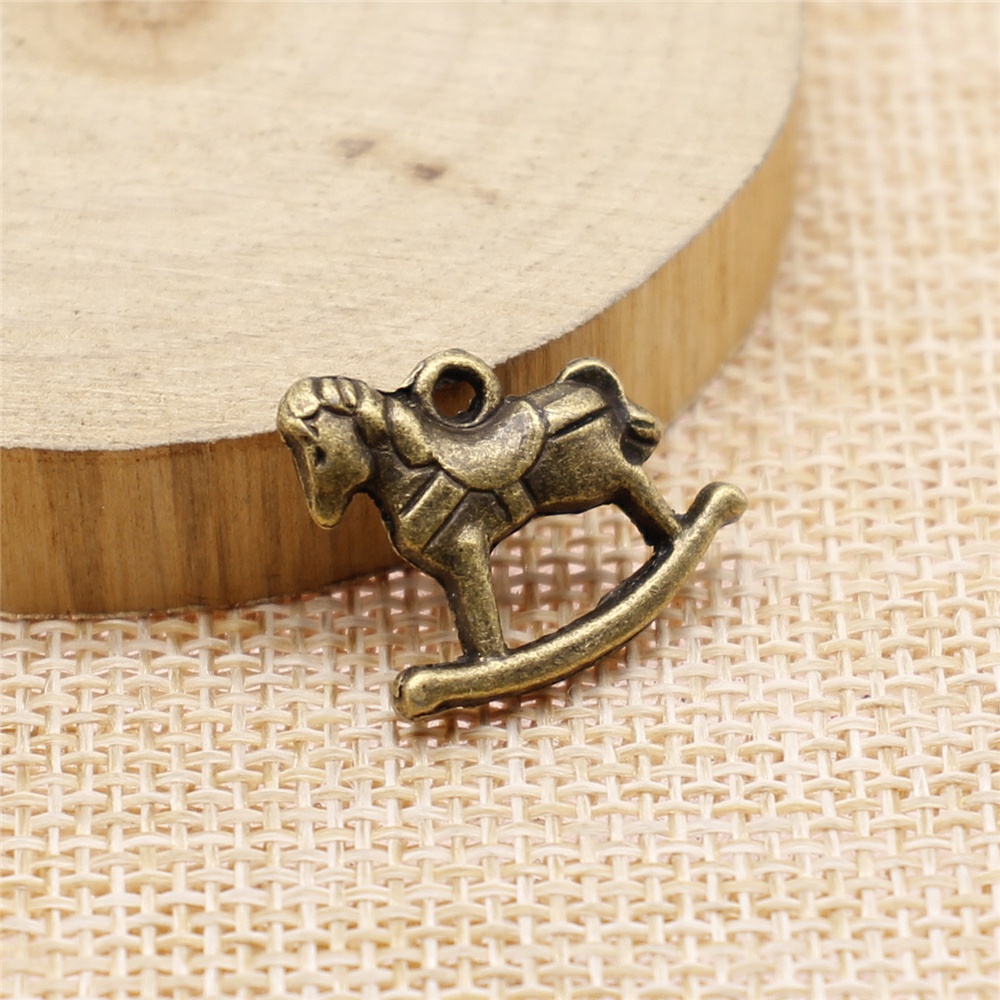 WYSIWYG 4pcs Charms Accessorie – обзор и цена Vintage Fashion Toys