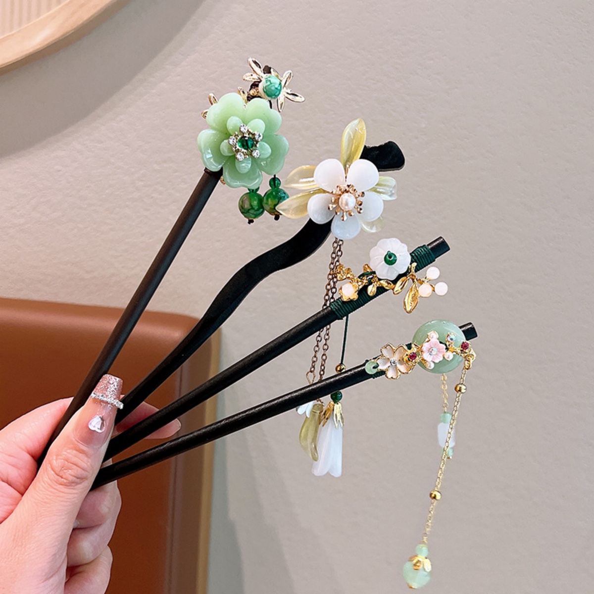 Exquisite Flower Tassel Wooden – обзор и цена Vintage Fashion Accessories