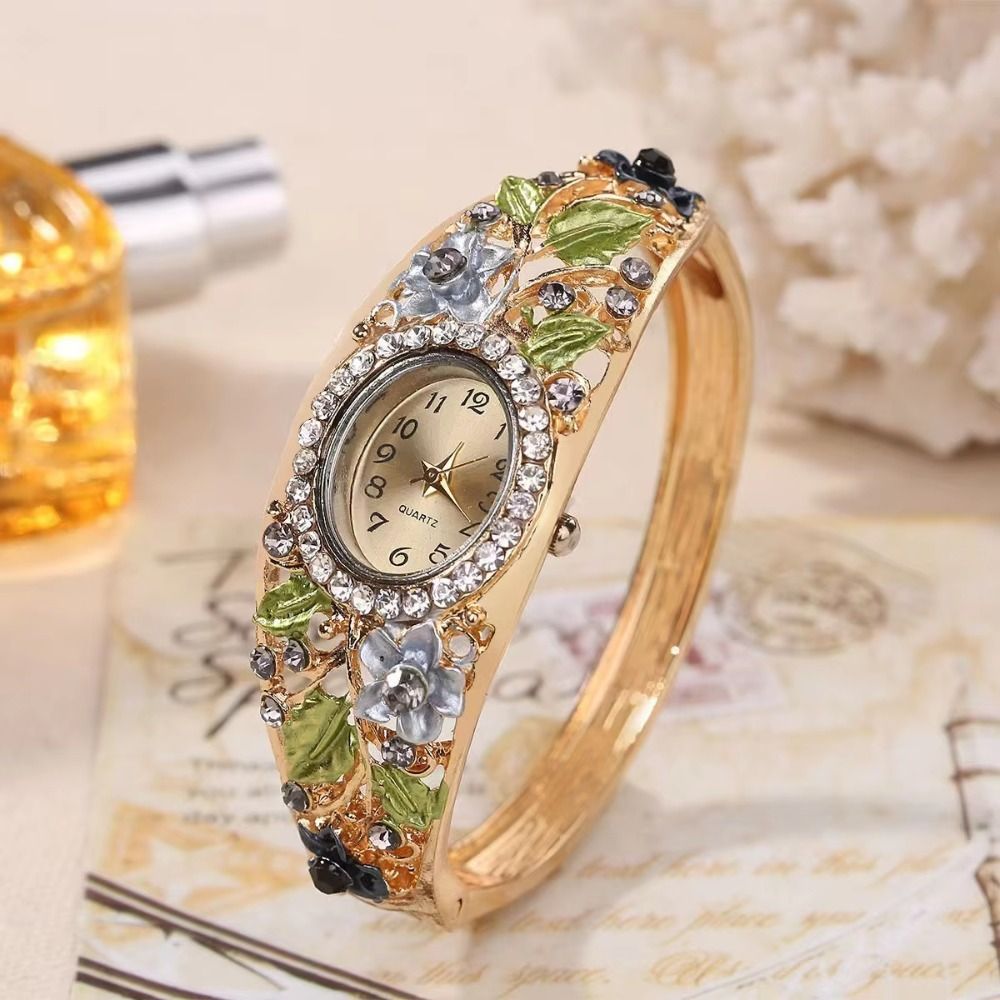 Rich In Flowers Vintage Watch  – обзор и цена Vintage Fashion Week